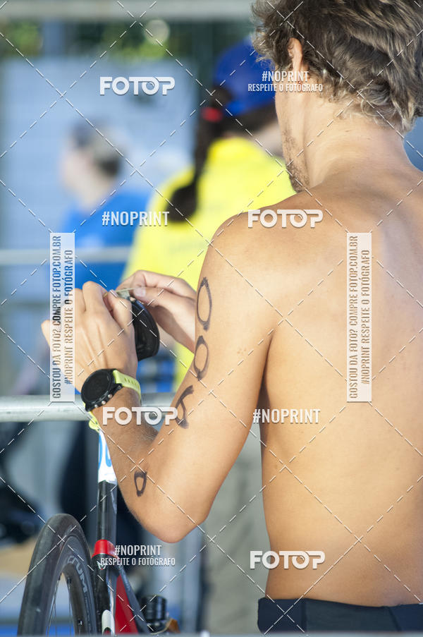Buy your photos of the eventBLUE SERIES TRIATHLON BERTIOGA 2019 on Fotop