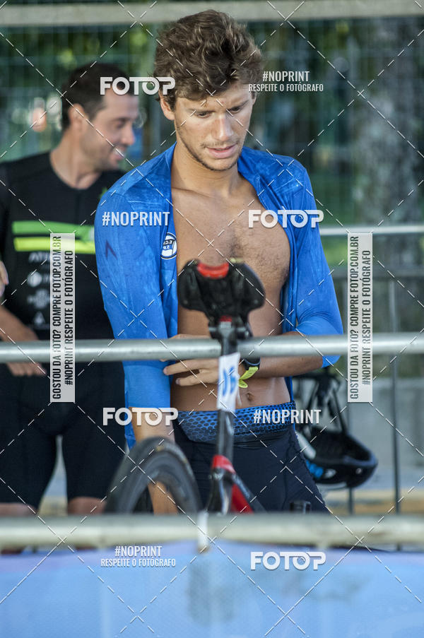 Buy your photos of the eventBLUE SERIES TRIATHLON BERTIOGA 2019 on Fotop