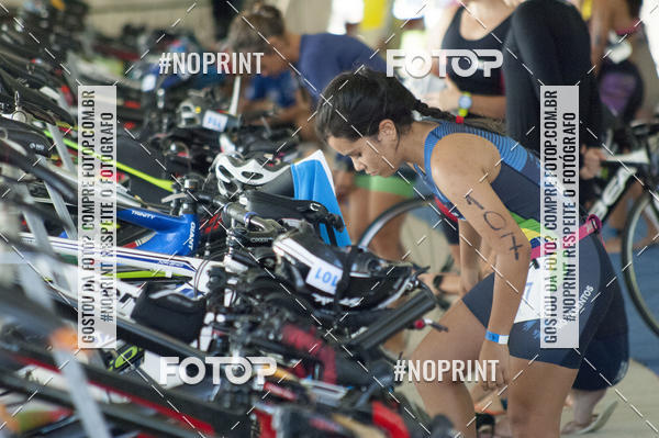 Buy your photos of the eventBLUE SERIES TRIATHLON BERTIOGA 2019 on Fotop