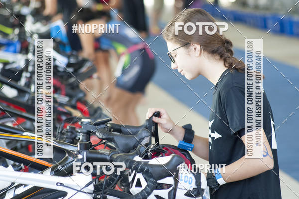 Buy your photos of the eventBLUE SERIES TRIATHLON BERTIOGA 2019 on Fotop