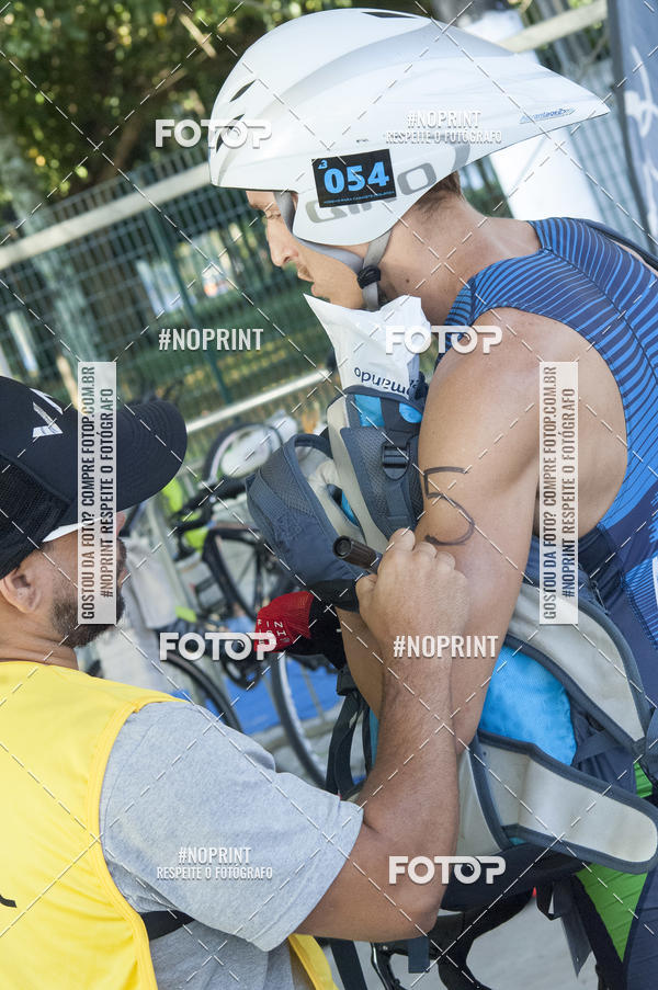 Acquista le foto dell'eventoBLUE SERIES TRIATHLON BERTIOGA 2019 in Fotop