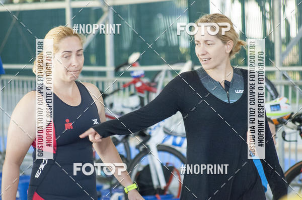 Acquista le foto dell'eventoBLUE SERIES TRIATHLON BERTIOGA 2019 in Fotop