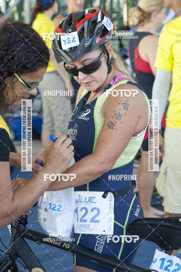 Acquista le foto dell'eventoBLUE SERIES TRIATHLON BERTIOGA 2019 in Fotop