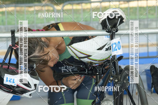 Acquista le foto dell'eventoBLUE SERIES TRIATHLON BERTIOGA 2019 in Fotop