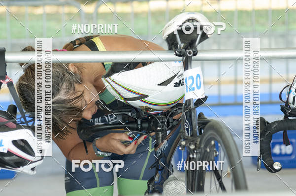 Acquista le foto dell'eventoBLUE SERIES TRIATHLON BERTIOGA 2019 in Fotop