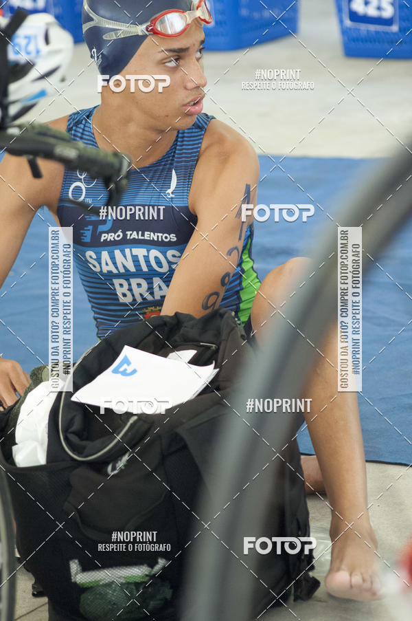 Acquista le foto dell'eventoBLUE SERIES TRIATHLON BERTIOGA 2019 in Fotop