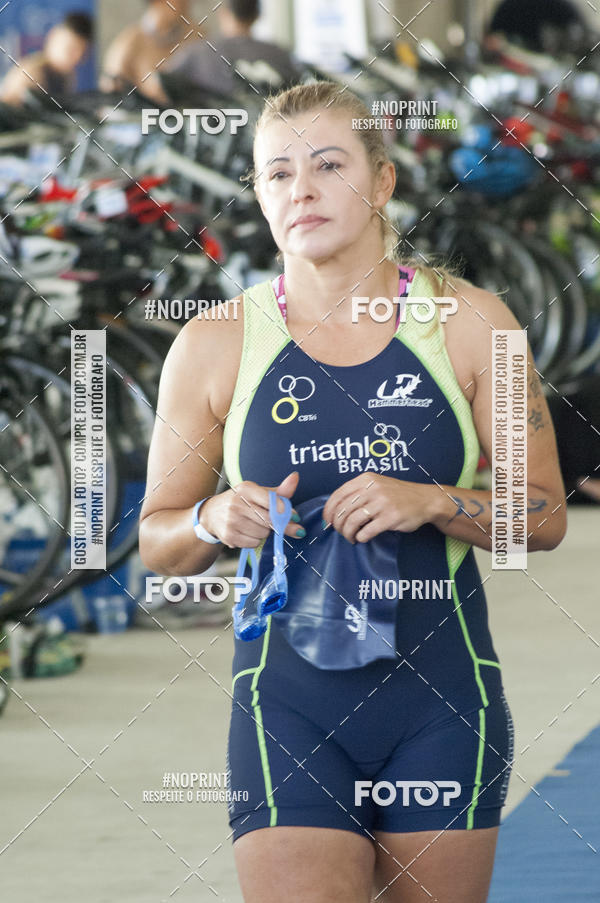 Acquista le foto dell'eventoBLUE SERIES TRIATHLON BERTIOGA 2019 in Fotop