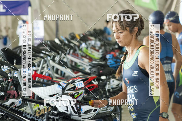 Acquista le foto dell'eventoBLUE SERIES TRIATHLON BERTIOGA 2019 in Fotop