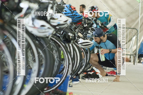 Achetez vos photos de l'vnementBLUE SERIES TRIATHLON BERTIOGA 2019 sur Fotop