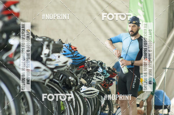 Achetez vos photos de l'vnementBLUE SERIES TRIATHLON BERTIOGA 2019 sur Fotop