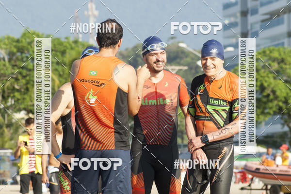 Achetez vos photos de l'vnementBLUE SERIES TRIATHLON BERTIOGA 2019 sur Fotop