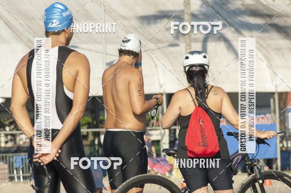 Acquista le foto dell'eventoBLUE SERIES TRIATHLON BERTIOGA 2019 in Fotop