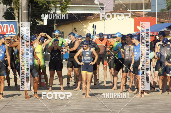Acquista le foto dell'eventoBLUE SERIES TRIATHLON BERTIOGA 2019 in Fotop