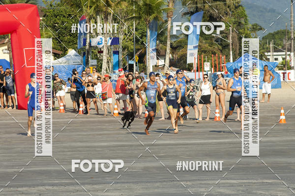 Achetez vos photos de l'vnementBLUE SERIES TRIATHLON BERTIOGA 2019 sur Fotop