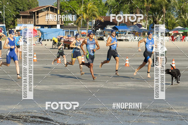 Achetez vos photos de l'vnementBLUE SERIES TRIATHLON BERTIOGA 2019 sur Fotop