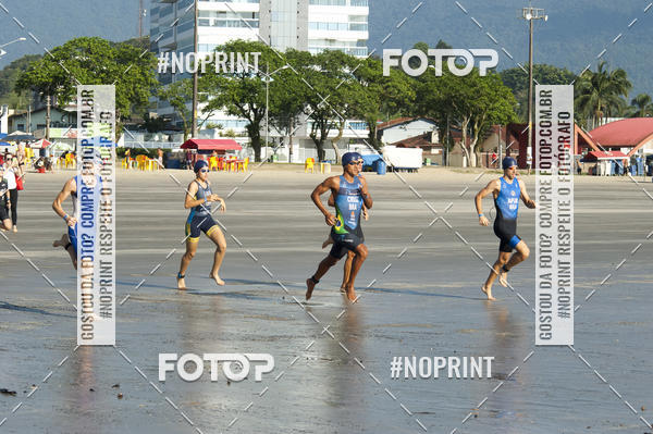 Achetez vos photos de l'vnementBLUE SERIES TRIATHLON BERTIOGA 2019 sur Fotop