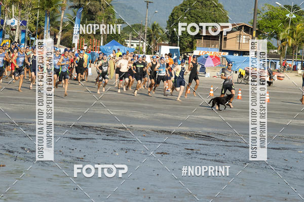 Achetez vos photos de l'vnementBLUE SERIES TRIATHLON BERTIOGA 2019 sur Fotop