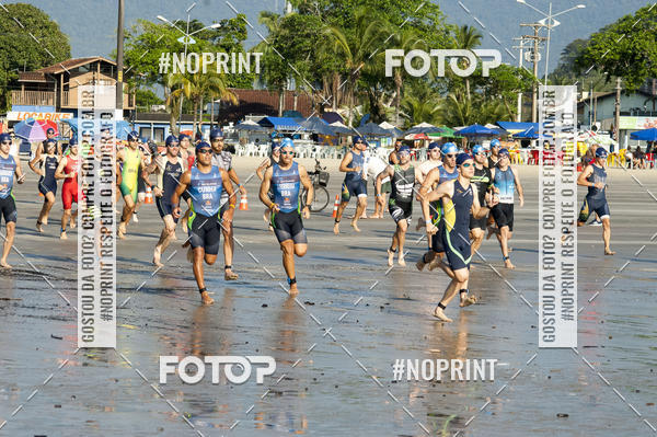 Buy your photos of the eventBLUE SERIES TRIATHLON BERTIOGA 2019 on Fotop