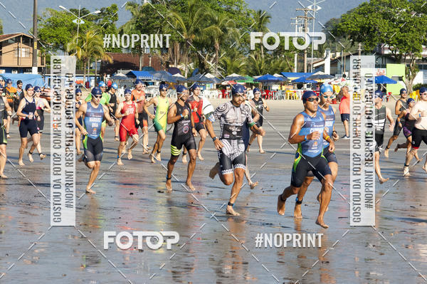 Buy your photos of the eventBLUE SERIES TRIATHLON BERTIOGA 2019 on Fotop