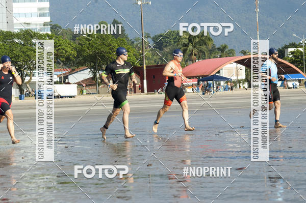 Buy your photos of the eventBLUE SERIES TRIATHLON BERTIOGA 2019 on Fotop