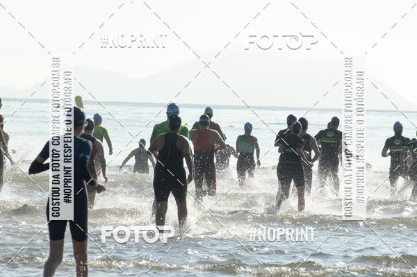 Buy your photos of the eventBLUE SERIES TRIATHLON BERTIOGA 2019 on Fotop