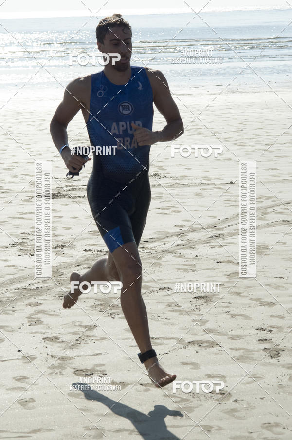 Buy your photos of the eventBLUE SERIES TRIATHLON BERTIOGA 2019 on Fotop