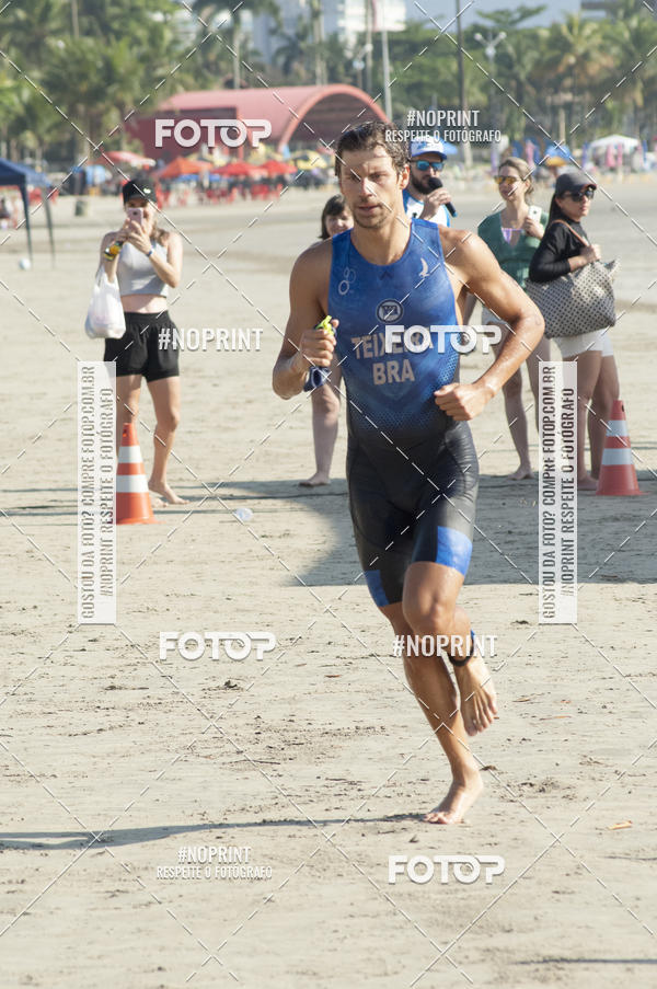 Buy your photos of the eventBLUE SERIES TRIATHLON BERTIOGA 2019 on Fotop