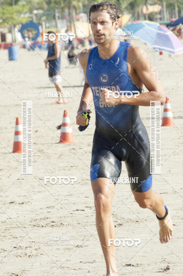 Buy your photos of the eventBLUE SERIES TRIATHLON BERTIOGA 2019 on Fotop
