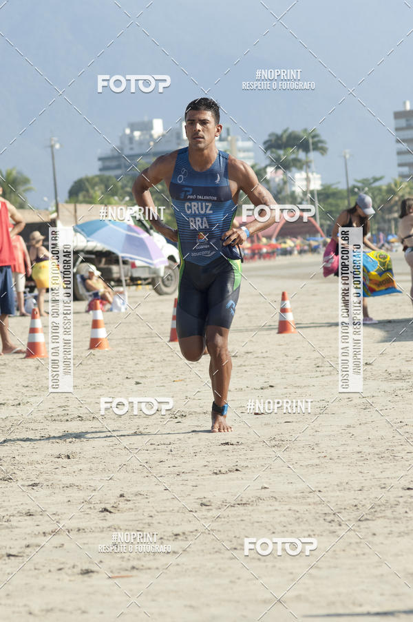 Buy your photos of the eventBLUE SERIES TRIATHLON BERTIOGA 2019 on Fotop