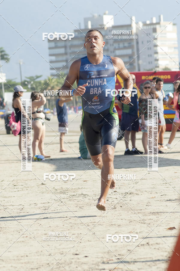 Buy your photos of the eventBLUE SERIES TRIATHLON BERTIOGA 2019 on Fotop