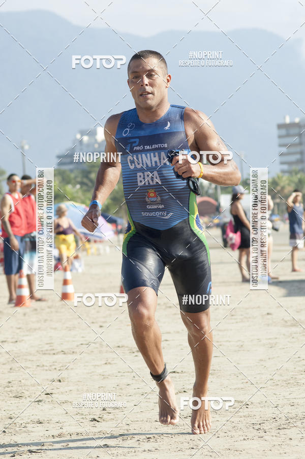 Buy your photos of the eventBLUE SERIES TRIATHLON BERTIOGA 2019 on Fotop