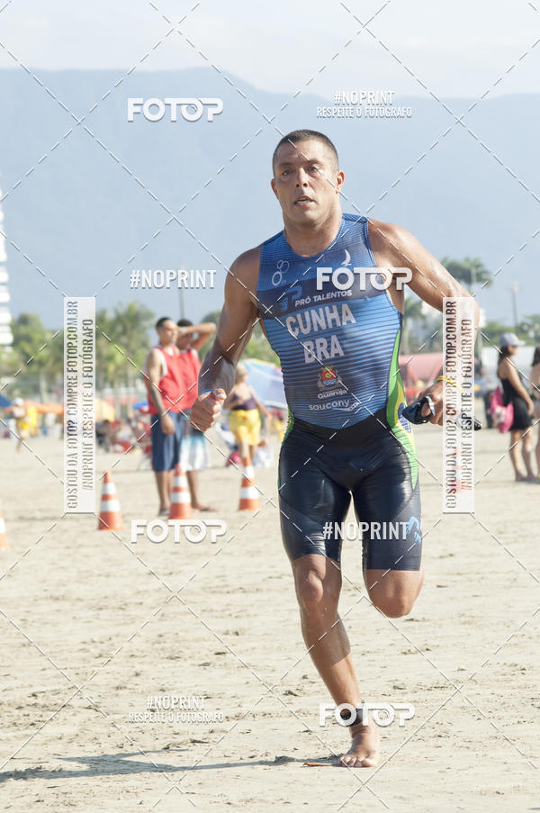 Buy your photos of the eventBLUE SERIES TRIATHLON BERTIOGA 2019 on Fotop