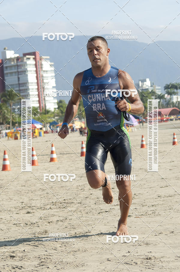 Buy your photos of the eventBLUE SERIES TRIATHLON BERTIOGA 2019 on Fotop