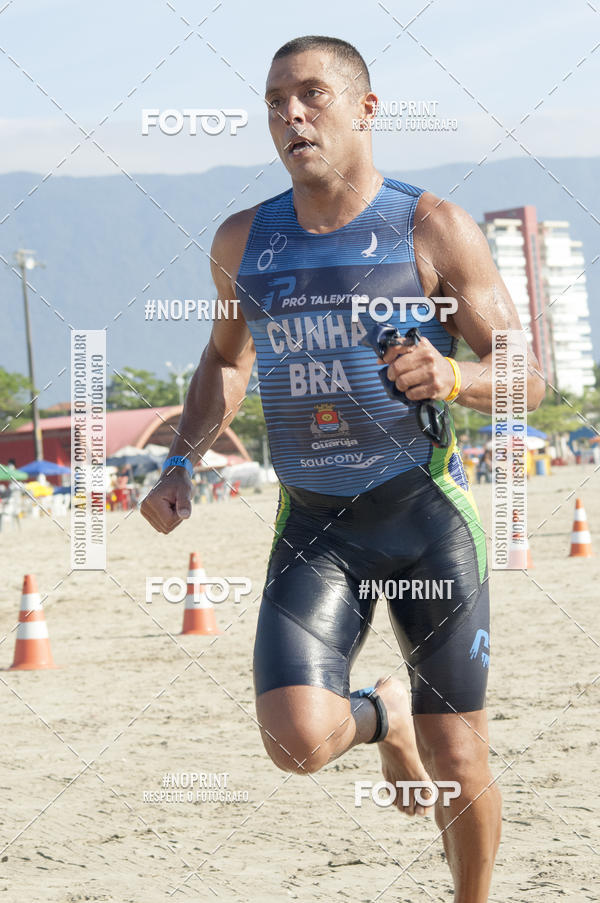 Buy your photos of the eventBLUE SERIES TRIATHLON BERTIOGA 2019 on Fotop