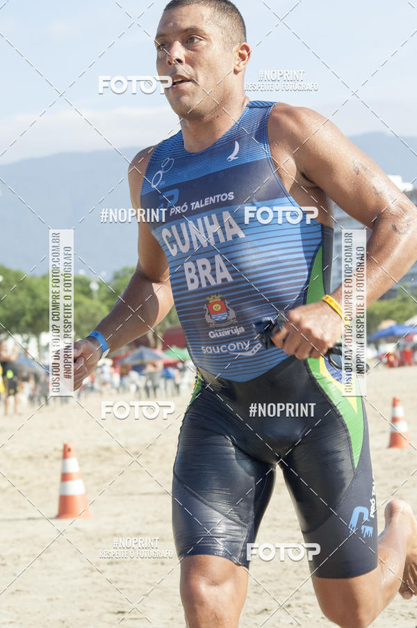 Buy your photos of the eventBLUE SERIES TRIATHLON BERTIOGA 2019 on Fotop