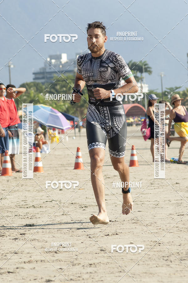 Buy your photos of the eventBLUE SERIES TRIATHLON BERTIOGA 2019 on Fotop