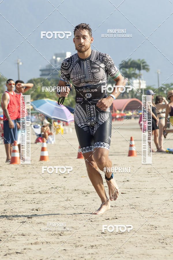 Buy your photos of the eventBLUE SERIES TRIATHLON BERTIOGA 2019 on Fotop