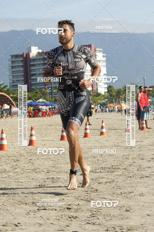 Buy your photos of the eventBLUE SERIES TRIATHLON BERTIOGA 2019 on Fotop