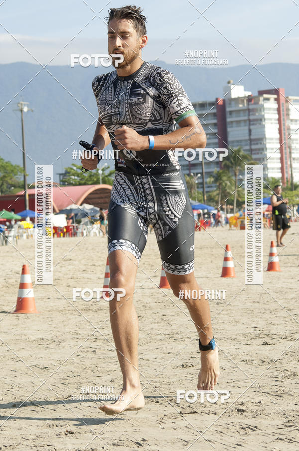 Buy your photos of the eventBLUE SERIES TRIATHLON BERTIOGA 2019 on Fotop