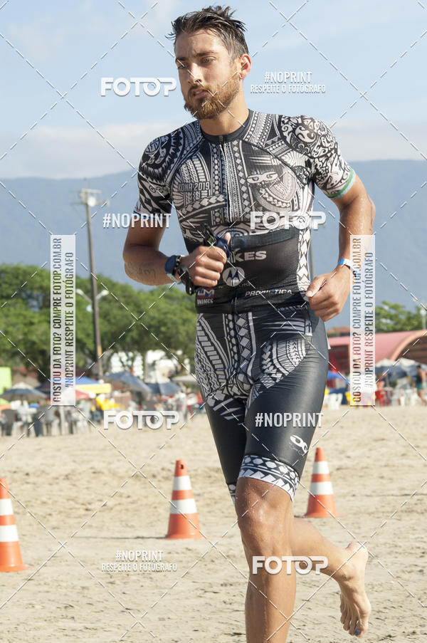Buy your photos of the eventBLUE SERIES TRIATHLON BERTIOGA 2019 on Fotop