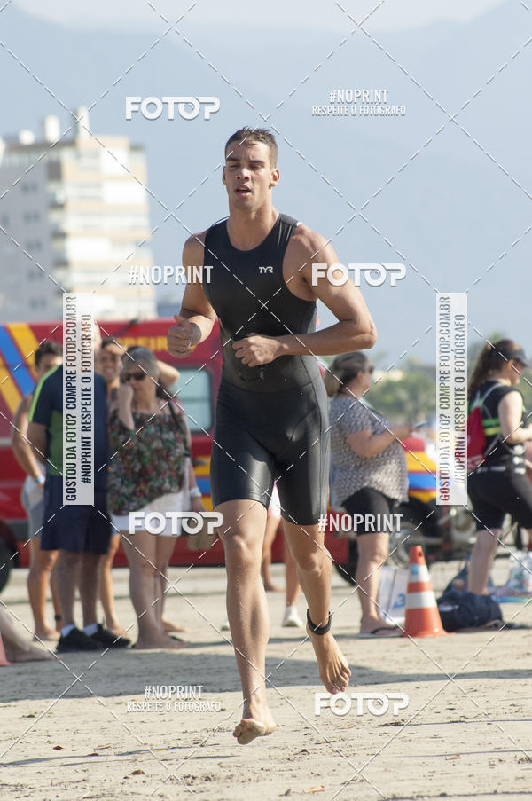 Buy your photos of the eventBLUE SERIES TRIATHLON BERTIOGA 2019 on Fotop