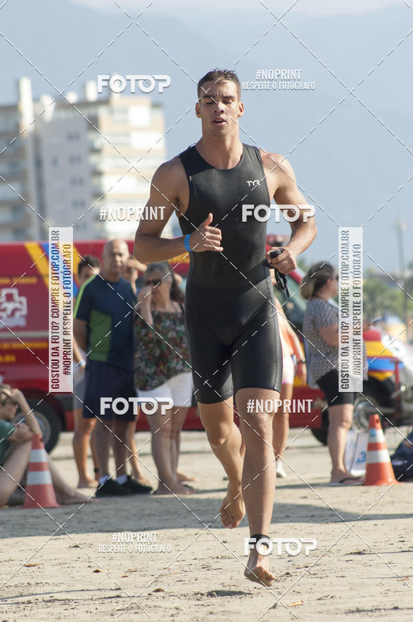 Buy your photos of the eventBLUE SERIES TRIATHLON BERTIOGA 2019 on Fotop