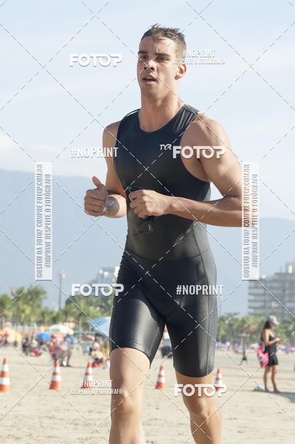 Buy your photos of the eventBLUE SERIES TRIATHLON BERTIOGA 2019 on Fotop