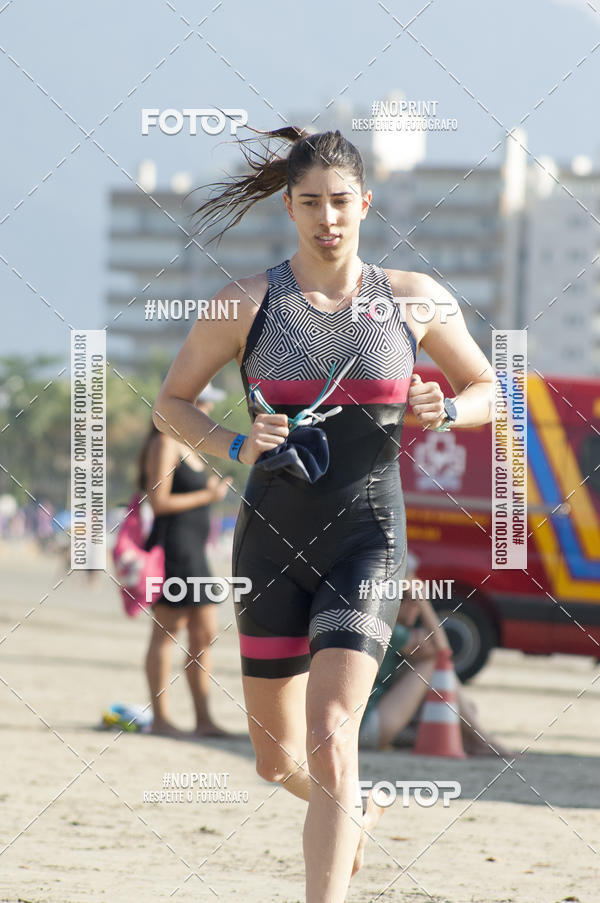 Buy your photos of the eventBLUE SERIES TRIATHLON BERTIOGA 2019 on Fotop