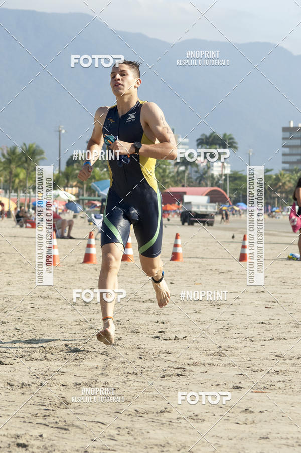 Buy your photos of the eventBLUE SERIES TRIATHLON BERTIOGA 2019 on Fotop