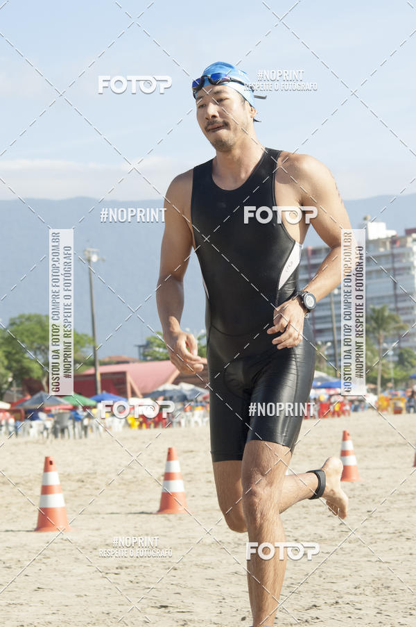 Buy your photos of the eventBLUE SERIES TRIATHLON BERTIOGA 2019 on Fotop