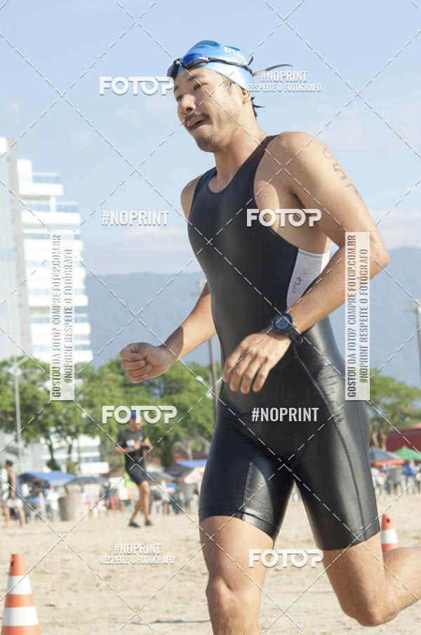 Buy your photos of the eventBLUE SERIES TRIATHLON BERTIOGA 2019 on Fotop