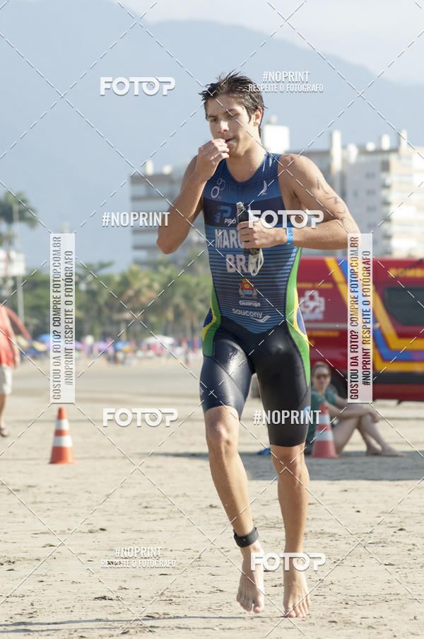 Buy your photos of the eventBLUE SERIES TRIATHLON BERTIOGA 2019 on Fotop
