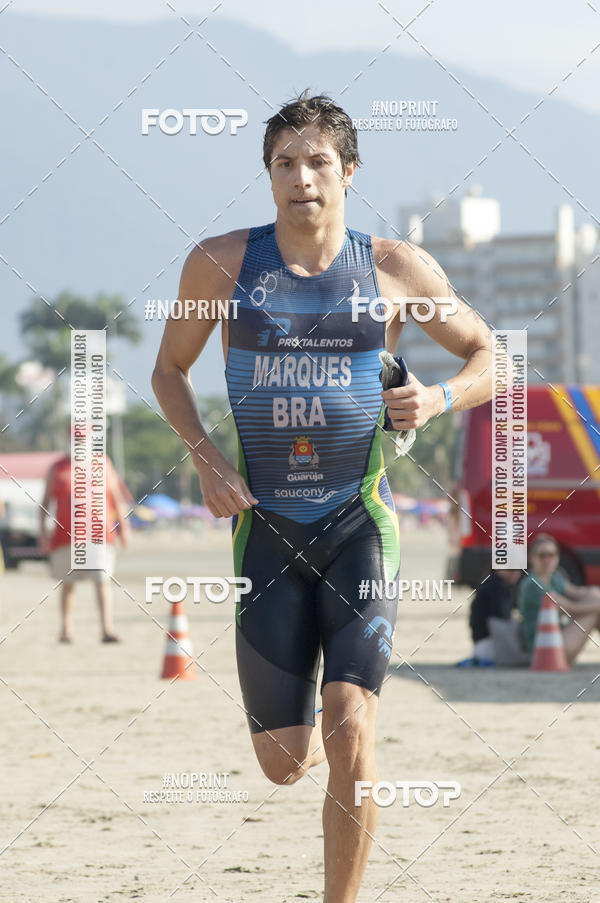 Buy your photos of the eventBLUE SERIES TRIATHLON BERTIOGA 2019 on Fotop