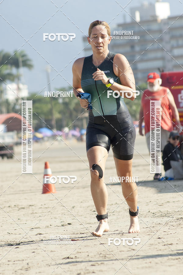 Buy your photos of the eventBLUE SERIES TRIATHLON BERTIOGA 2019 on Fotop